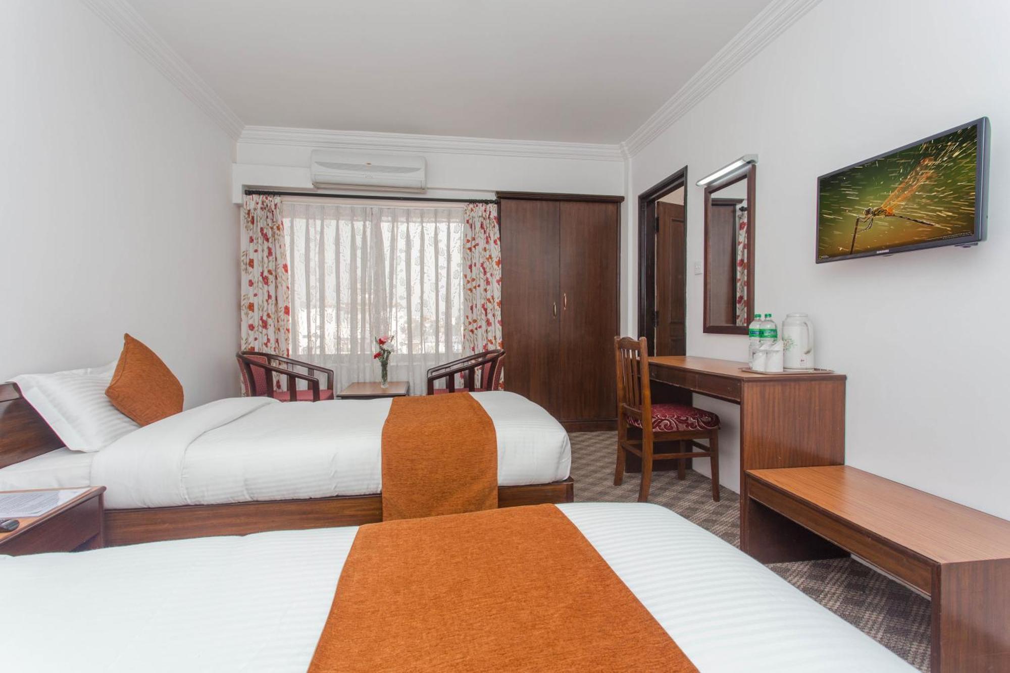 Fuji Hotel Kathmandu Luaran gambar