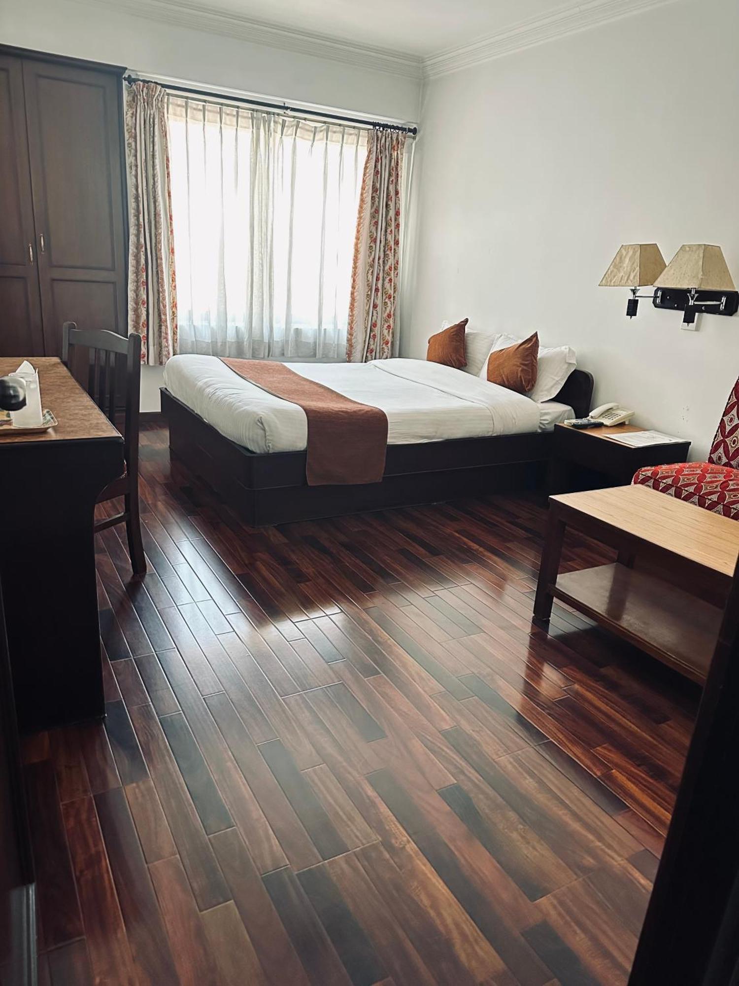 Fuji Hotel Kathmandu Luaran gambar