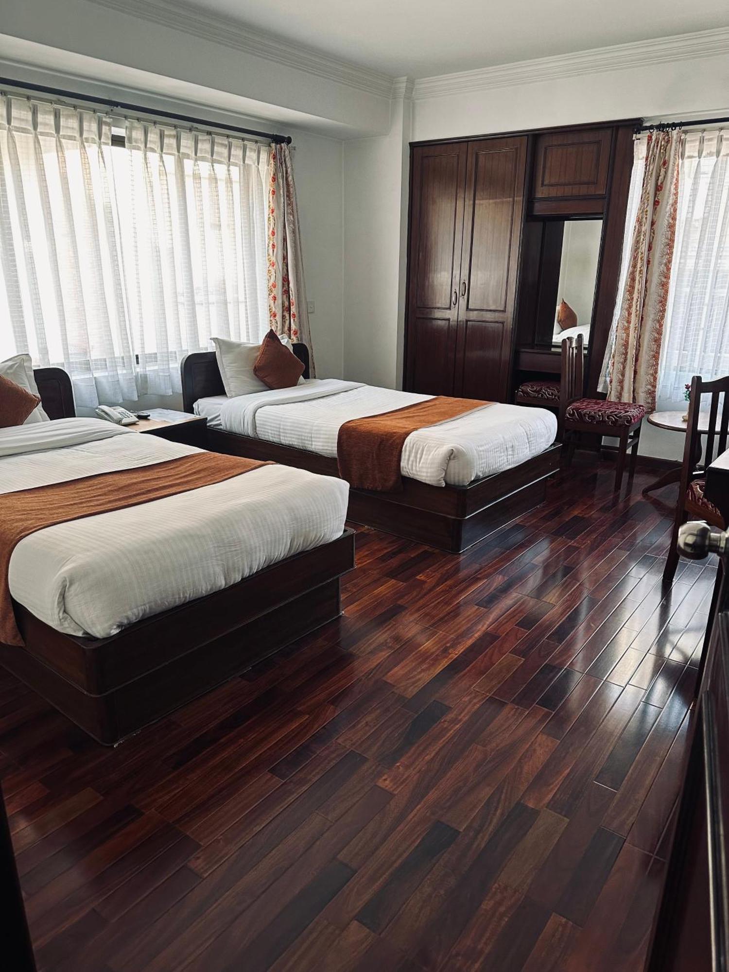 Fuji Hotel Kathmandu Luaran gambar