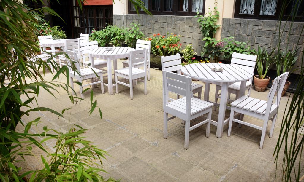 Fuji Hotel Kathmandu Luaran gambar