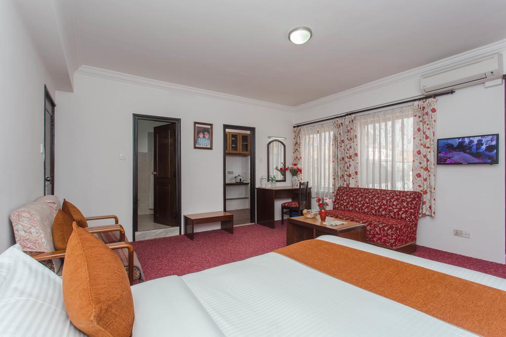 Fuji Hotel Kathmandu Luaran gambar