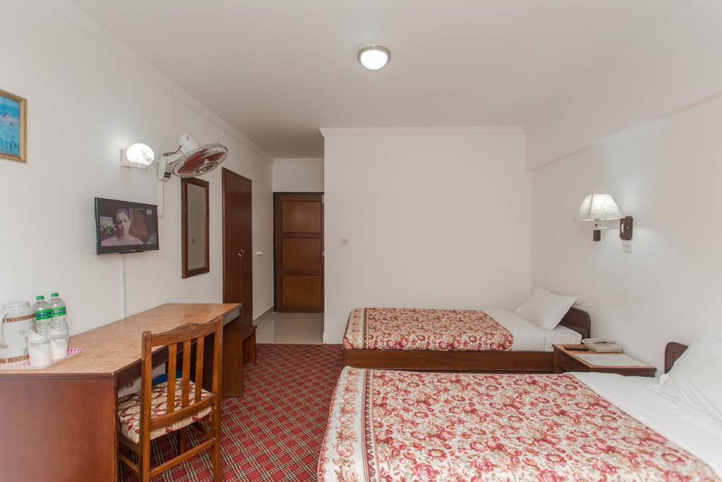 Fuji Hotel Kathmandu Luaran gambar
